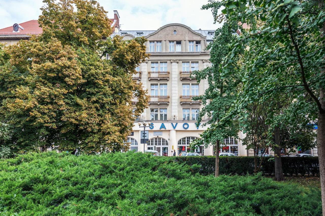 Хостел Savoy Вроцлав Экстерьер фото